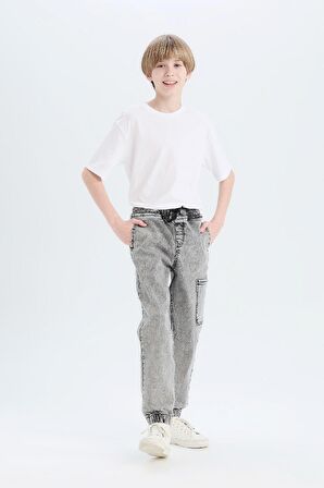DeFacto Erkek Çocuk Jogger Fit Esnek Bantlı Paça Jean Pantolon D6554A825SPNM18
