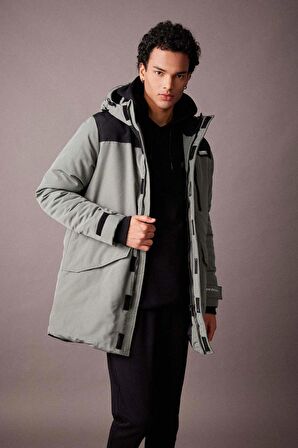 DeFactoFit Su İtici Regular Fit Kapüşonlu Tafta Parka Parka