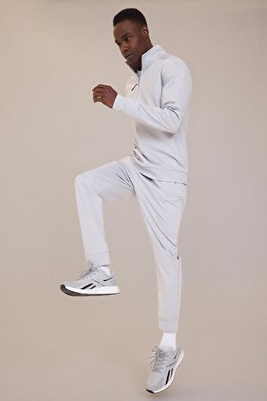 DeFactoFit Standart Fit Sporcu Jogger Eşofman Altı Standart Paça Skuba Dalgıç Kumaş D7308AX25SPGR91