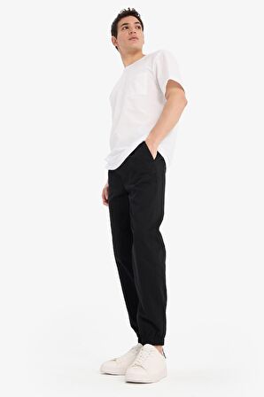 DeFacto Jogger Slim Fit Dar Kesim Beli Bağcıklı Gabardin Pantolon D8607AX25SPBK81