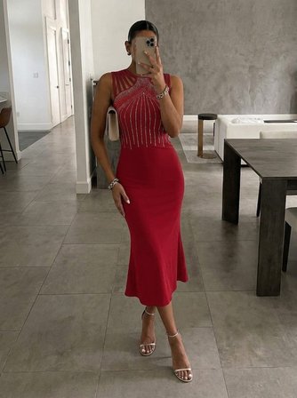 Kadın Kolsuz Omuzlardan Taş şerit Detaylı Midi Janjan Krep Elbise