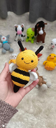 Amigurumi sevimli arı oyuncak / anahtarlık