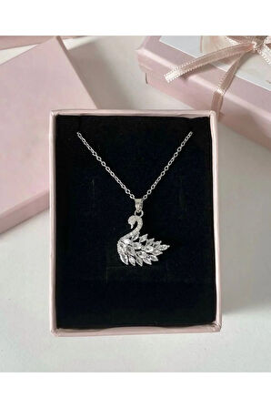 Beyaz Kuğu Kolye