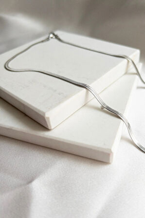 Italyan Model Muhteşem Dokulu Zincir Zarif Çelik Kadın Kolye