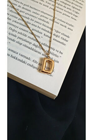 HARF KOLYE D HARF ÇELİK SU YOLU BAGET TAŞLI ANTİALERJİK 1 YIL RENK GARANTİLİ 45 CM FMACCESORİES