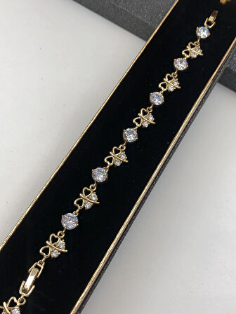 Şıklığın Tamamlayıcısı! Xuping Altın Renk Kadın Bileklik 14 K Gold Renk 17+2 Cm kutulu Renk Atmaz