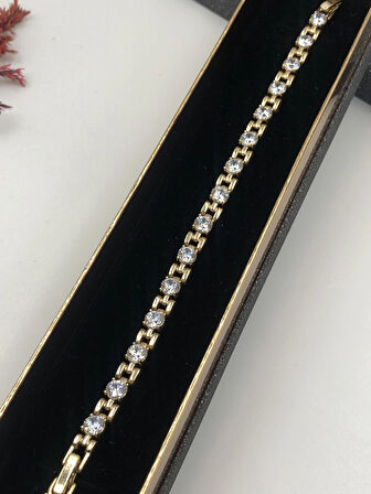 Şıklığın Tamamlayıcısı! Xuping Altın Renk Kadın Bileklik 14 K Gold Renk 17+2 Cm kutulu Renk Atmaz