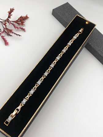 Şıklığın Tamamlayıcısı! Xuping Altın Renk Kadın Bileklik 14 K Gold Renk 17+2 Cm kutulu Renk Atmaz