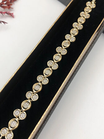 Şıklığın Tamamlayıcısı! Xuping Altın Renk Kadın Bileklik 14 K Gold Renk 18 Cm kutulu Renk Atmaz