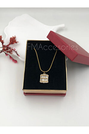 Çelik Kadın Kolye Paslanmaz 14k Gold 45 cm Kare Baget Taşlı Çelik Antialerjik HEDİYE KUTULU