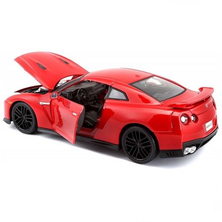 Bburago 1:24 Nissan GT-R 2017 Model Araba