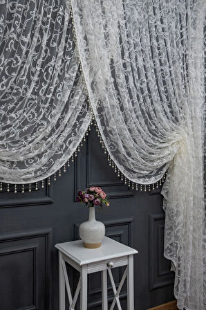 Beyaz Şal Tasarım Boncuklu Kruvaze Perde Yanki Tül Tiyatro Model Perde