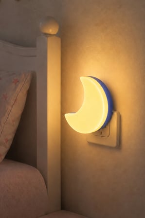 Yarım Hilal Ay Gece Lambası ON/OFF Tuşlu Koridor Hol Işığı Uyuma Işığı Sarı K6975