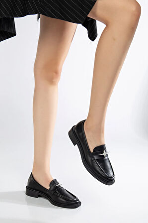 Kadın Yıldız Tokalı Loafer Ayakkabı