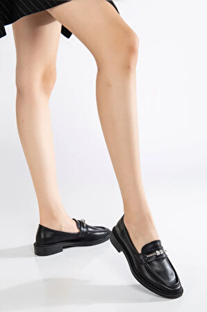 Taş Detaylı Kadın Loafer Ayakkabı
