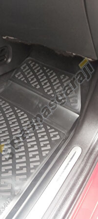 Alfa Romeo Giulietta 3D Havuzlu Paspas, 2011-2020