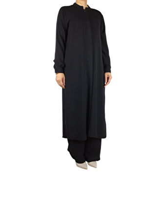 KADIN HAKİM YAKA TUNİK ÖNÜ GİZLİ DÜĞMELİ YANLARDAN GİZLİ CEPLİ PANTOLON BELİ LASTİKLİ PANTOLONLU TAKIM