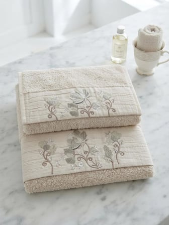 Gökçe Süzene Bambu Bürümcük Analı Kızlı Havlu Seti (1 Adet 30x50 cm ve 1 Adet 50x90 cm ) %70 Bambu %30 Pamuk