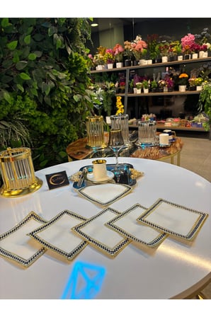 Kokteyl Peçetesi,Gold Siyah Ekose Desenli Nakışlı Kare Kahve Tepsisi Peçeteliği,6'lı Sunumluk Peçete