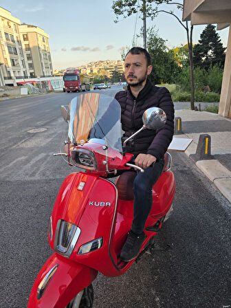 MOTOCAM Küba Grace 50 125 Ön Cam 2023-2025 Model 42cm şeffaf Renkli Elcikli APARATSIZDIR