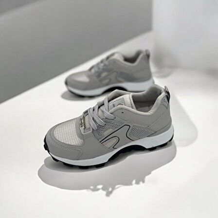 KADIN GÜNLÜK KONFORLU VE ŞIK SNEAKER