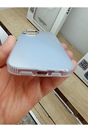 İPhone 15 Uyumlu Hologramlı Mor Kılıf Tuşları Metal Darbe Korumalı Kapak