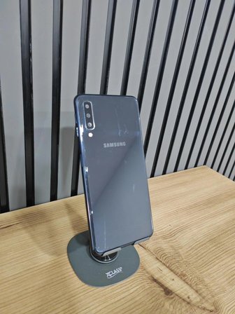 Samsung Galaxy A7 2018 64 GB TEŞHİR ÜRÜNÜ