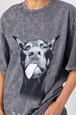 Kadın Yıkamalı Oversize Köpek Baskılı Tişört – Antrasit