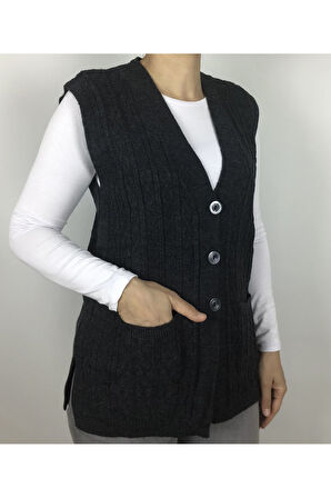 ÖNÜ DÜĞMELİ CEPLİ YÜNLÜ KISA ANNE YELEK