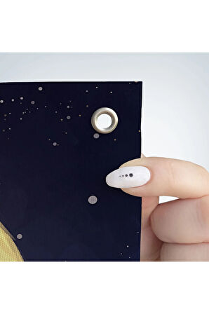 Ay'da Diz Çöküp Dua Eden Melek Kızın Duvar Örtüsü-Halısı-1210