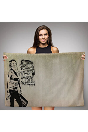 Banksy, Büyük İşler Yapmak İstiyorsanız İzin İstemeyi Bırakın Yazan Duvar Örtüsü-Halısı-5003
