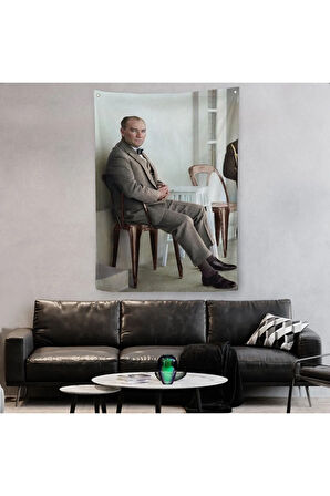 Mustafa Kemal Atatürk'ün Sandalyede Oturan Duvar Örtüsü - Halısı -6034