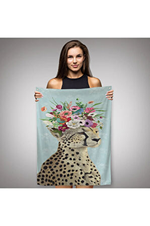 Çiçek Taçlı Kraliçe Çita Duvar Örtüsü - Halısı-6090