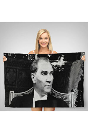 Keskin Bakışlı Atatürk Duvar Örtüsü-Halısı-6635