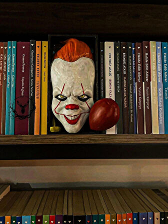 hayatvesanat IT / Pennywise / Kitaplık Figürü / Kitap Tutucu