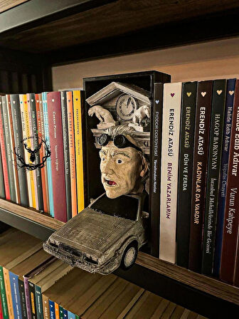 hayatvesanat Back to The Future / Doc Brown / Kitaplık Figürü / Kitap Tutucu