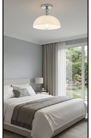 Modern Krom Detaylı Mat Opal Cam Başlık Yarı Sıvaüstü Flush Tavan Lambası Avize