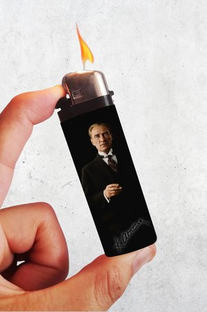 Atatürk Boydan Bir Kare Klasik Çakmak, Tekrar Doldurulabilir