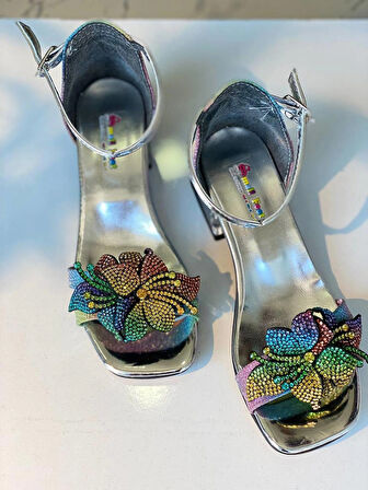 Kız çocuk taşlı abiye topuklu ayakkabı