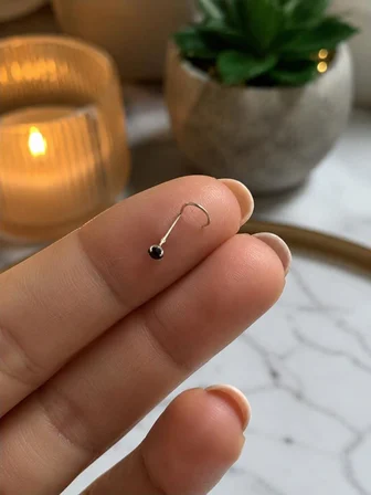 925 Ayar Gümüş Siyah Taşlı Burun Hızması Piercing Minimal L Şekilli Unisex Nose Stud