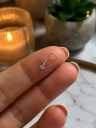 925 Ayar Gümüş Açık Mavi Taşlı Sarı Renk Burun Hızması Piercing Minimal L Şekilli Unisex Nose Stud