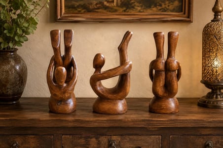 Şaraplık Ahşap Dekoratif Şişe Standı El Yapımı İnsan Figürlü 31,5 x 20 cm