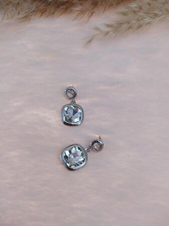 Hdmarketim Otantik Swarovski  Beyaz Taşlı Işıltılı Sallantılı Küpe Beyaz