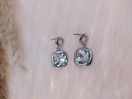Hdmarketim Otantik Swarovski  Beyaz Taşlı Işıltılı Sallantılı Küpe Beyaz