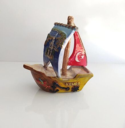 Orta Boy Gemi Biblo Türk Bayraklı Ev Masa Üstü Figür Obje Seramik