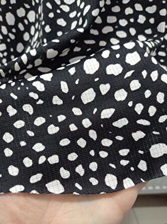 Siyah Yüksek Bel Şortlu Etek Diz Boy Darkalıp Helen Kumaş Çiçekli Etek