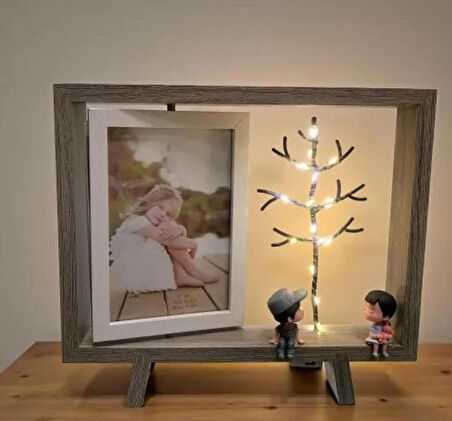Ahşap Çerçeveli Çift Taraflı Işıklı Masaüstü Fotoğraf Çerçevesi (26.5x23.6 cm