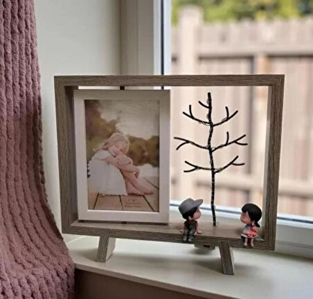 Ahşap Çerçeveli Çift Taraflı Işıklı Masaüstü Fotoğraf Çerçevesi (26.5x23.6 cm
