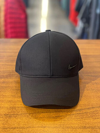 Nayk Swoosh Nakışlı Siyah Renk Pamuklu Cap Şapka