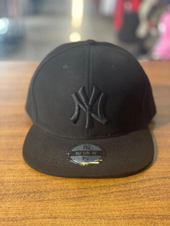 NY Yankees Nakışlı Siyah Renk Hiphop Snapback Rapper Basket Cap Şapka